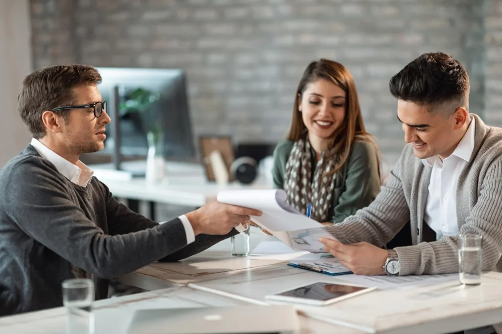Percentual de retenção da construtora no distrato imobiliário em análise de contrato